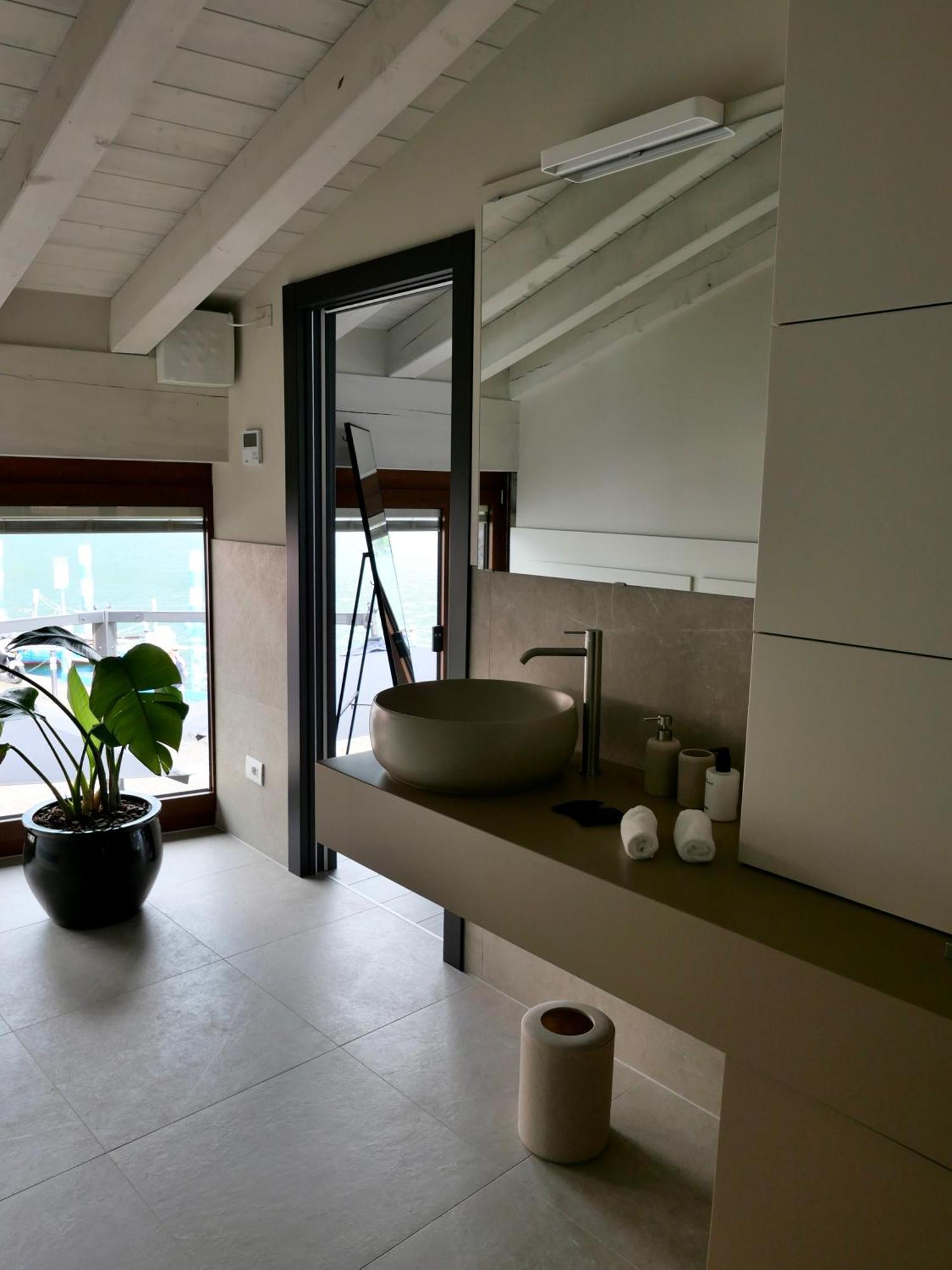 Decio Rooms Monte Isola Exterior foto