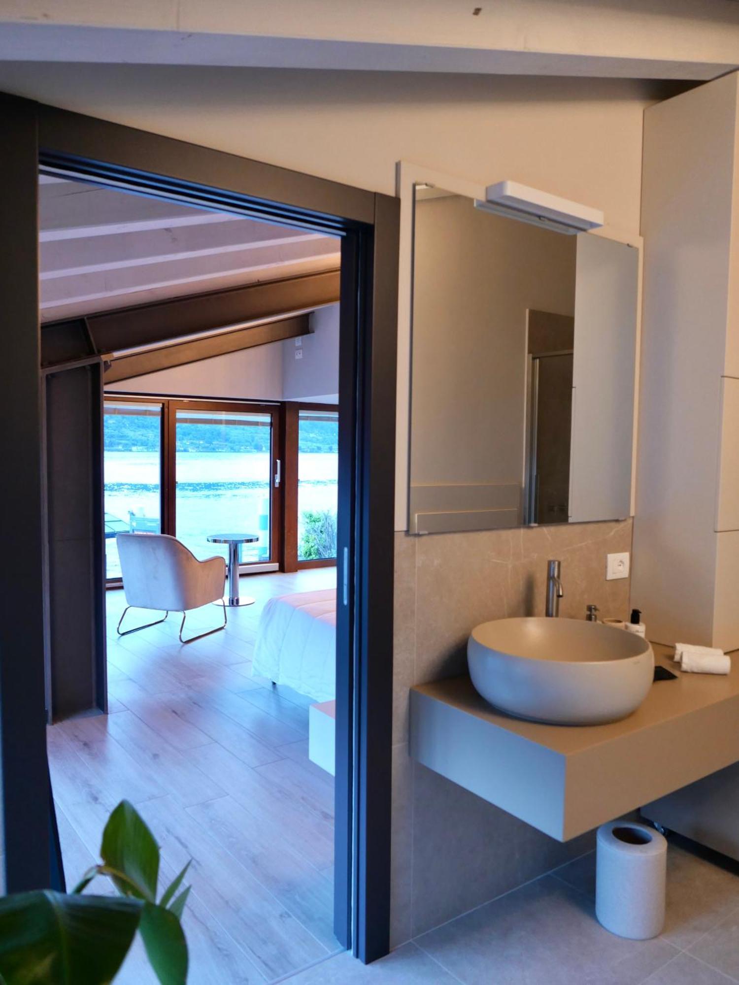 Decio Rooms Monte Isola Exterior foto